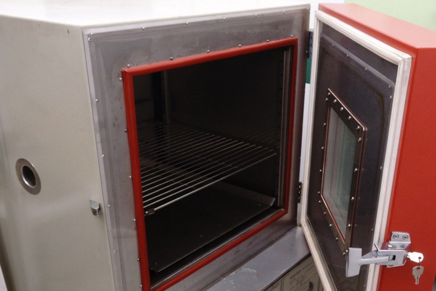 Bild - BTG Elektronik - Dienstleistung - Test - Temperaturschrank