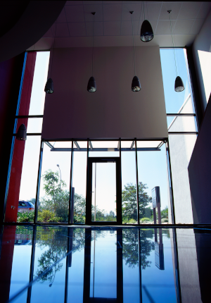 Bild - BTG Elekronik - Kontakt - Gebäude Foyer